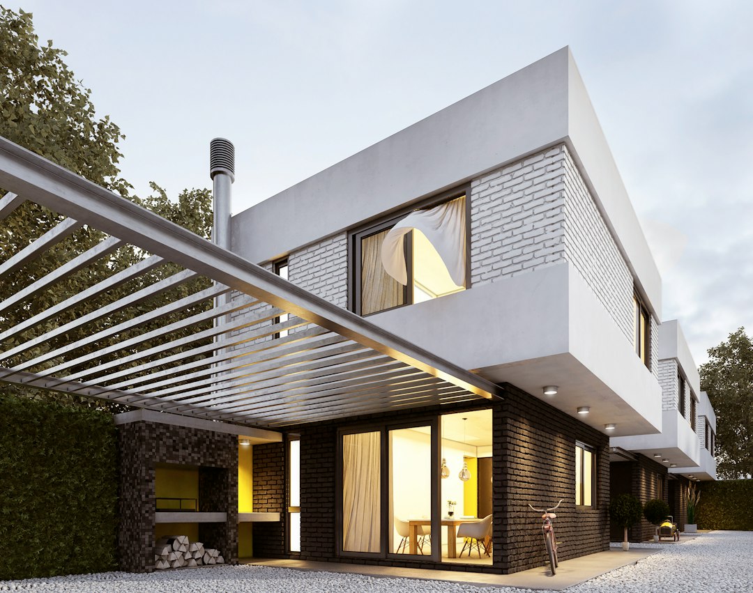 House with domal aluminium section windows