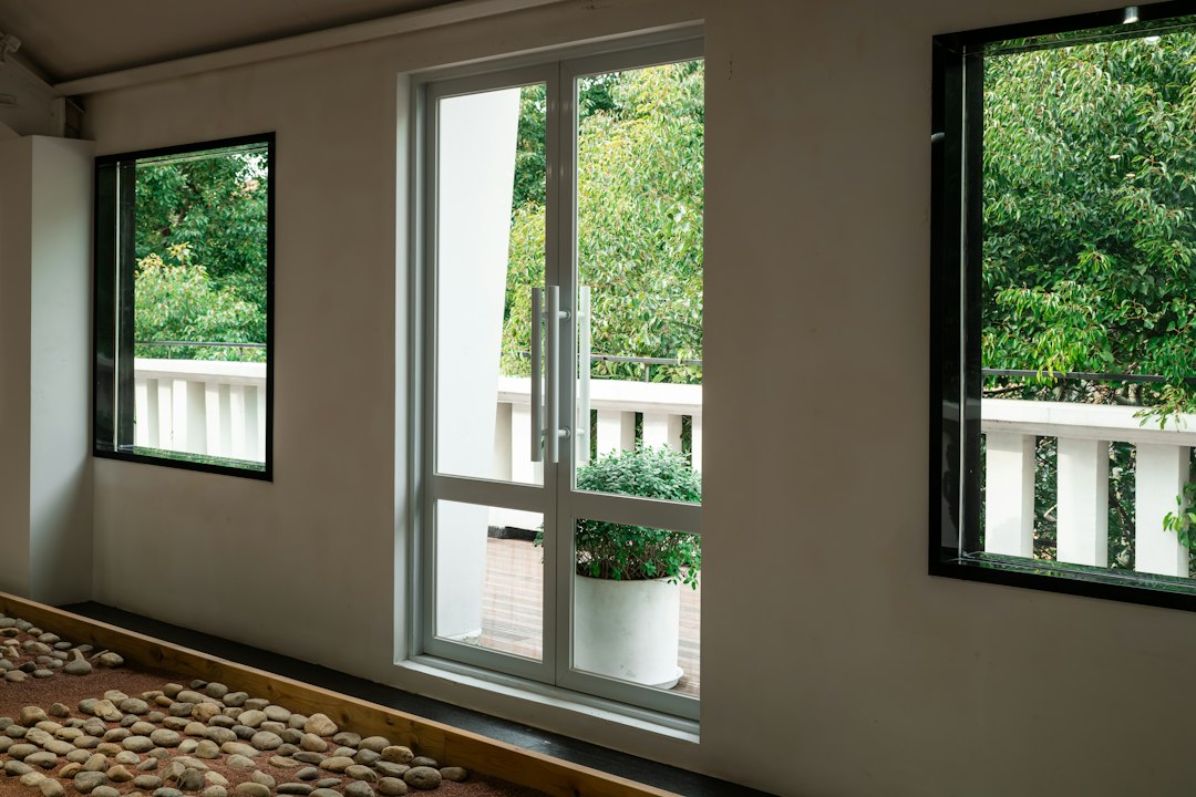 Thermal break aluminium window - bedroom with large insulated windows